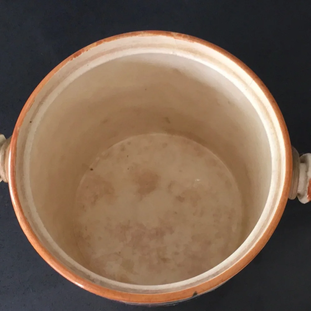 Vintage Biscuit/Cookie Jar with lid and handle